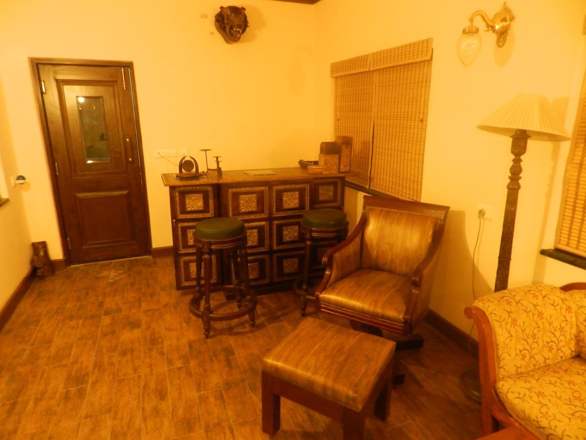 Awtar Mansion Bed & Breakfast Агра Екстериор снимка